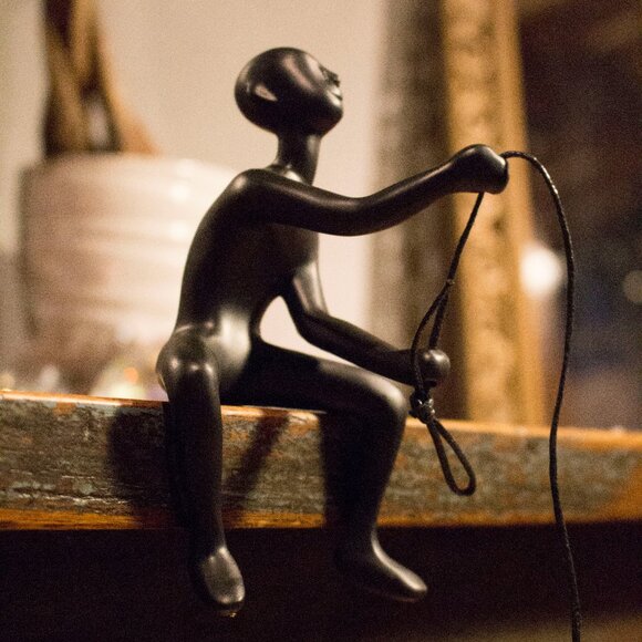 Climbing Man Home Decor Classic Wall-Art Sculpture | 1-Piece | Black - Picture 3 of 5